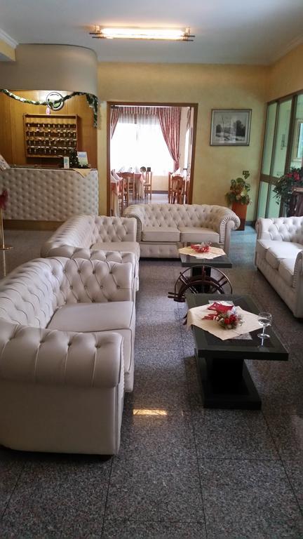 Albergo Margherita キアンチャーノ・テルメ エクステリア 写真
