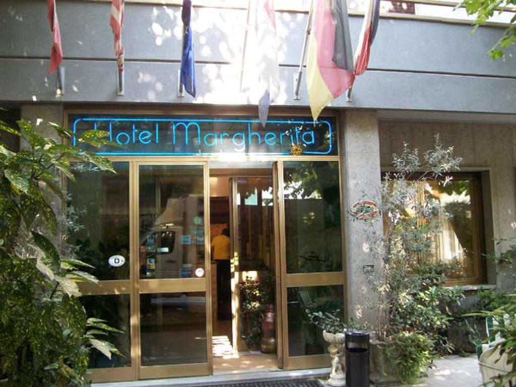 Albergo Margherita キアンチャーノ・テルメ エクステリア 写真